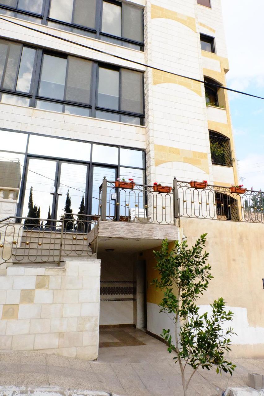 Arabian Suites Amman Exteriör bild